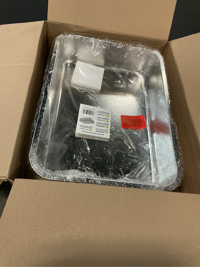 Condition photo showing Good Condition for stainless steel cat litter box, medium metal litter tray pan litterbox, low entry stainless steel litter box for medium cats, 19.7"lx13.8"w x3.9"h, no odor absorption, easy clean, rustproof, leakproof 19.7"lx13.8"wx3.9"h