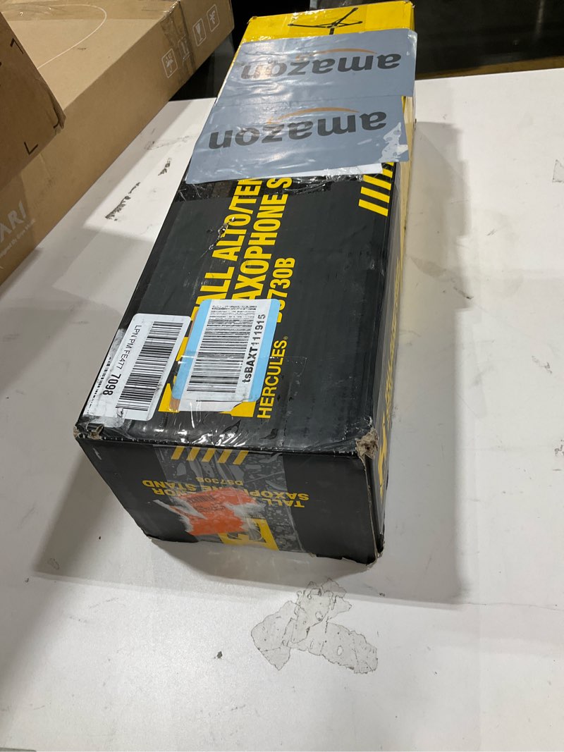 Condition photo showing New/Like New for Tall alto/tenor