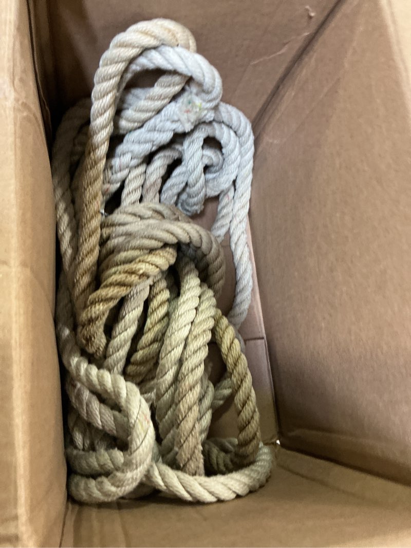 https://lotting-media.assets.bidfta.com/lotting_c29eb472-ba0e-408b-a5b0-156a16ecf954