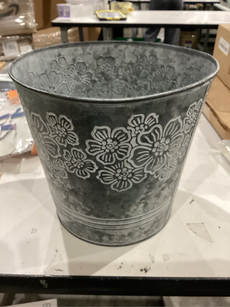 Condition photo showing Good Condition for allgala galvanized planter pot indoor and outdoor decoration-round grey-8"-hd88311