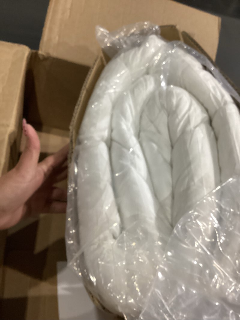Condition photo showing Good Condition for easeland king size mattress pad pillow top mattress cover quilted fitted mattress protector cotton 8-21" deep pocket cooling topper (78x80 inches, white) white king