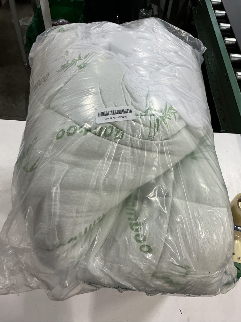 Condition photo showing Good Condition for Ultra Soft Queen Size Mattress Topper - Viscose Made from Bamboo Pillow Top Mattress Pad for Back Pain Relief - Naturally Cooling for Hot Sleepers, Green Green Queen