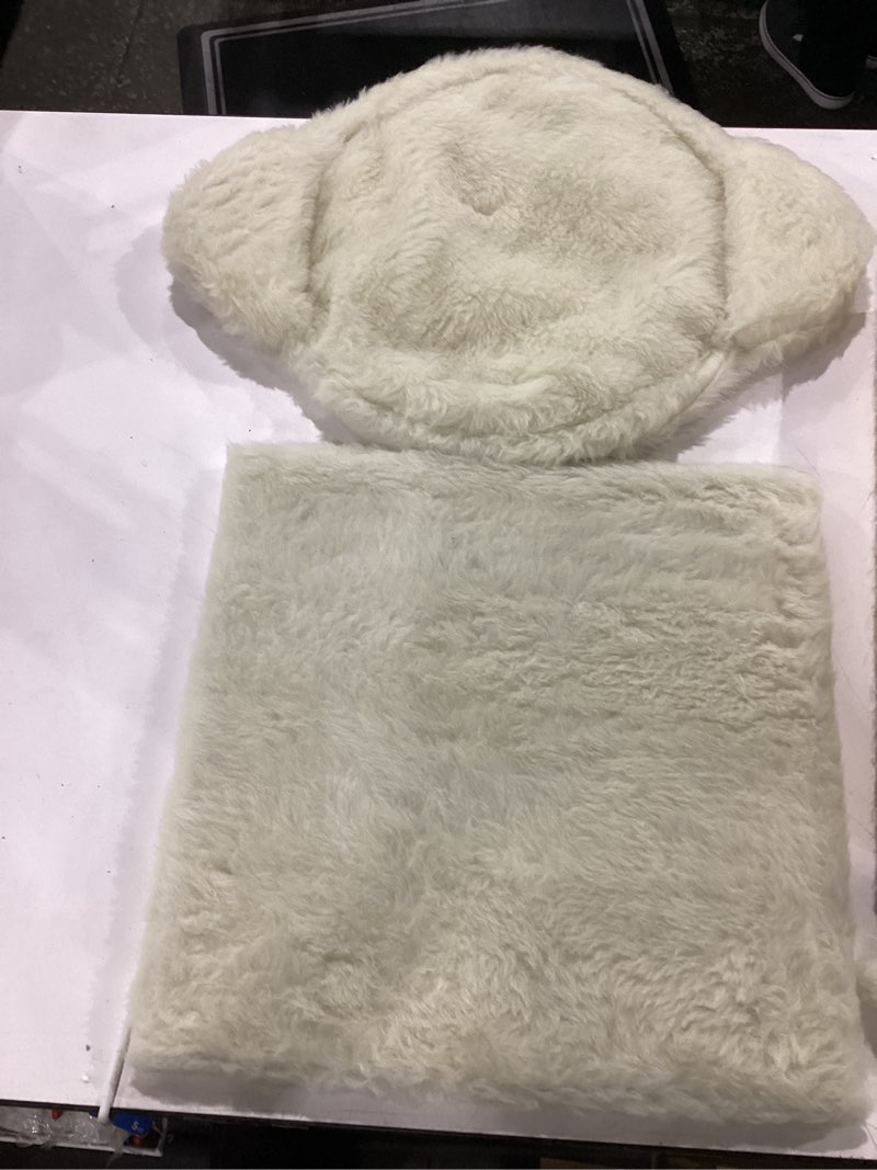 Condition photo showing As Is for trixie baza scratching post with hammock | 16" base, cream, small cream small