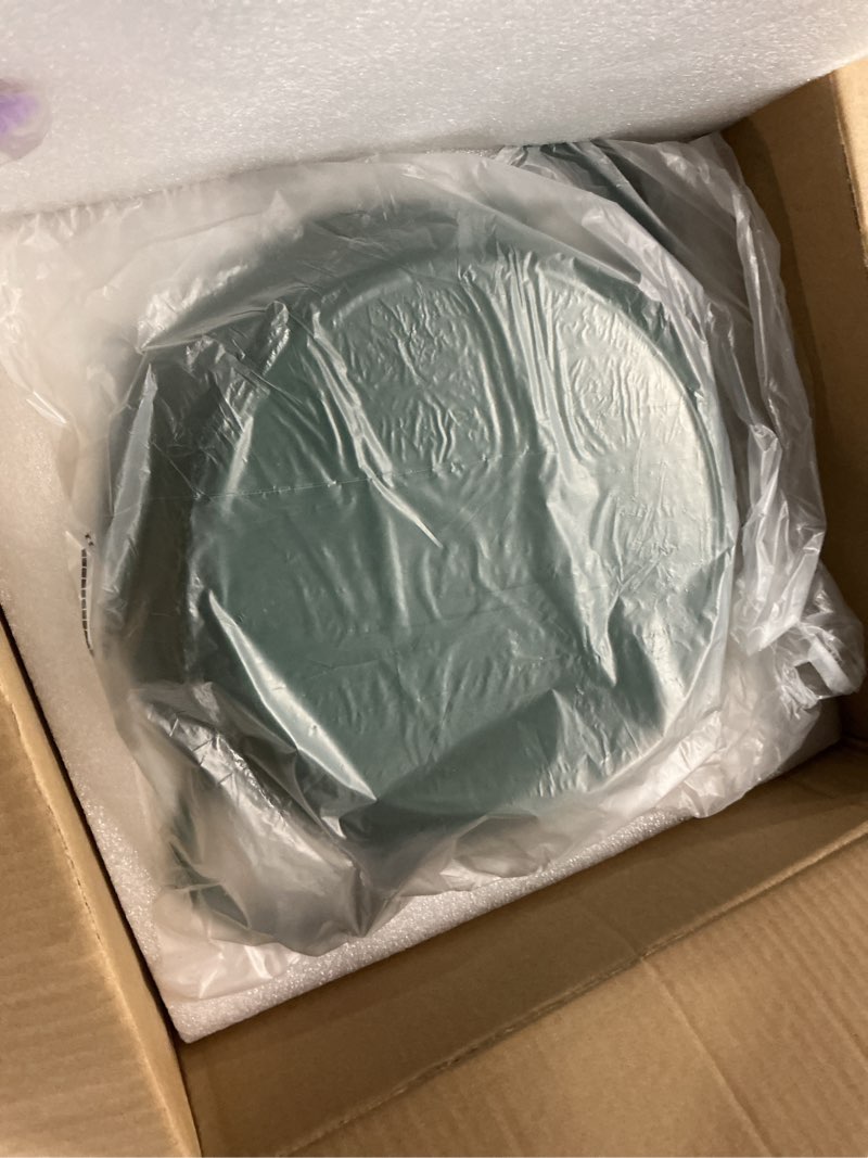 Condition photo showing New/Like New for 3 quart enameled cast iron braiser, non stick enameled cast iron skillet with lid, dutch oven skillet with lid up to 500°f for oven, stove, grill, shallow dutch oven for cook, bake (green)