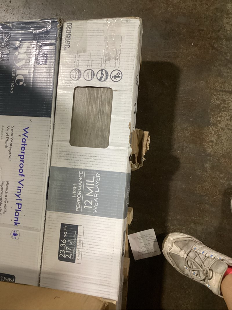 Condition photo showing Good Condition for style selections sterling oak 6-mil x 6-in w x 48-in l waterproof luxury vinyl plank flooring