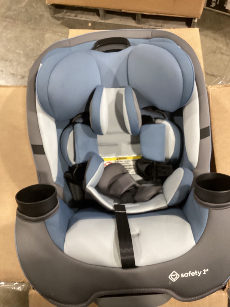Condition photo showing Good Condition for safety 1st grow and go all-in-one slim convertible car seat, rear facing, 5-40 lbs, forward facing (30–65 lbs), high back booster seat 40-100 pounds, alaskan blue alaskan blue original