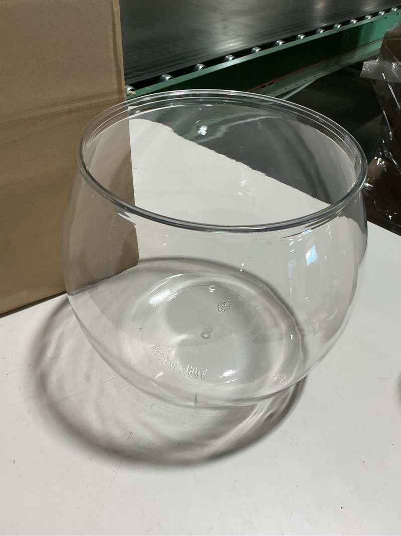 Condition photo showing As Is for Newpol 3 Gallon Plastic Fish Bowl, Aquarium Fish Tank 11.5L