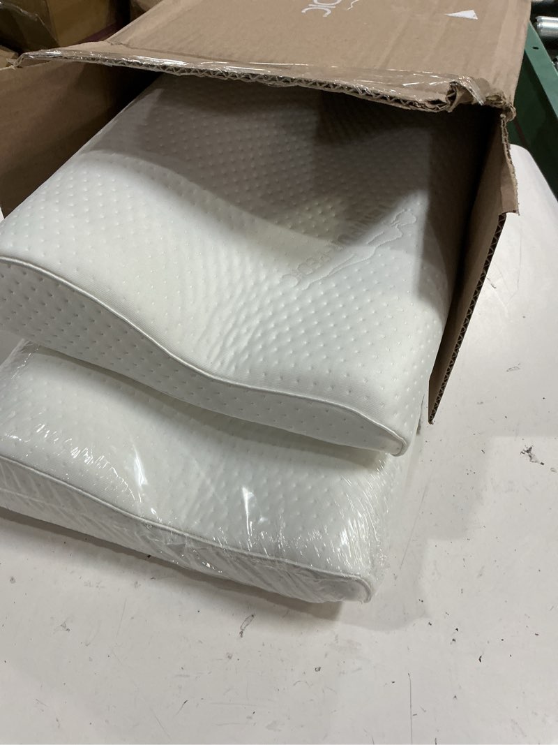 Condition photo showing Good Condition for tempur-pedic, standard tempur-neck pillow, small profile-2-pack, white 2 count small profile 2