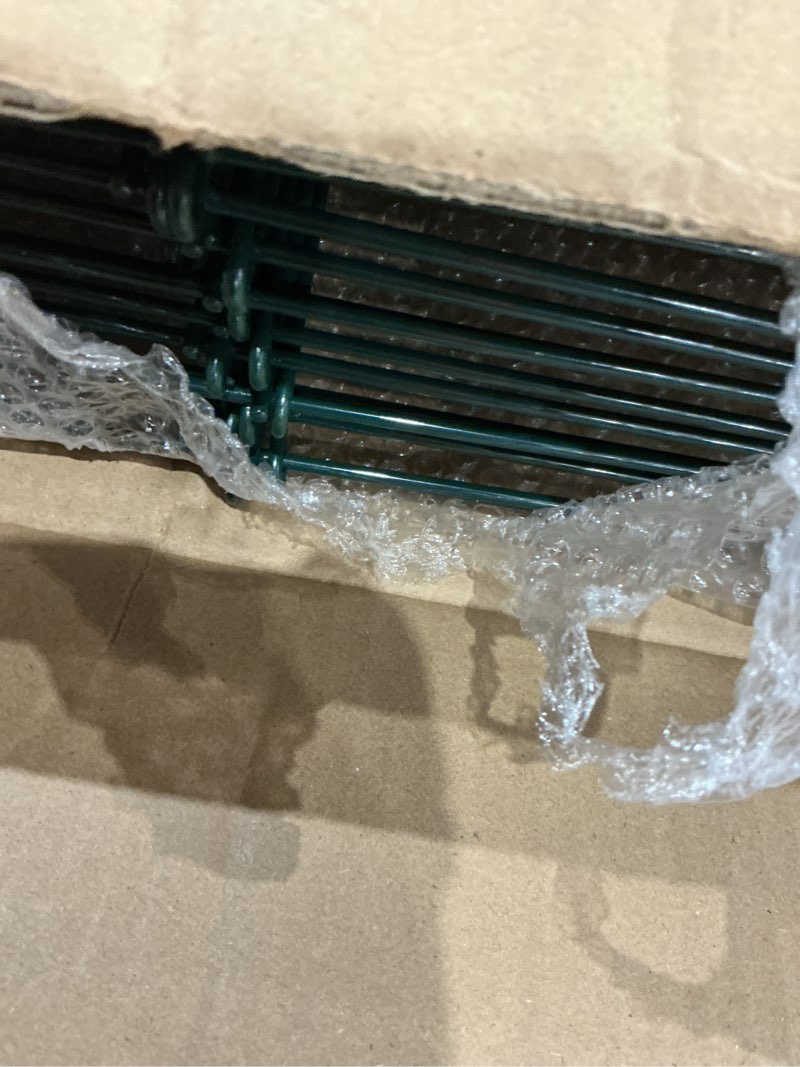 Condition photo showing As Is for amagabeli 25 panels 24in(h)×35ft(l) decorative garden fence no dig rustproof metal pre-linking fence panels garden edging border animal barrier fencing for flower beds yard patio outdoor decor green 24in(h) x 35ft(l) green