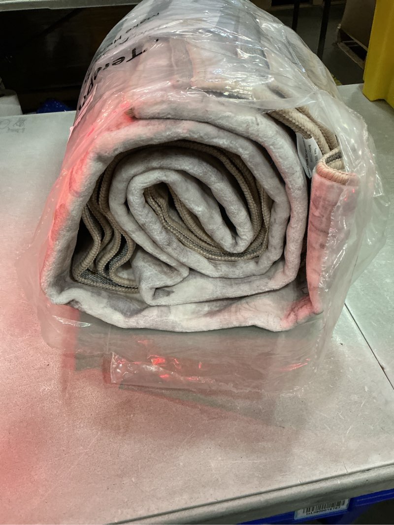 Condition photo showing Good Condition for area rugs 5x7, washable rugs for living room, soft non-slip vintage medallion rug, low-pile printed carpet for bedroom, dining room, nursery -light blush/cream 5' x 7' (rectangular) han-blush