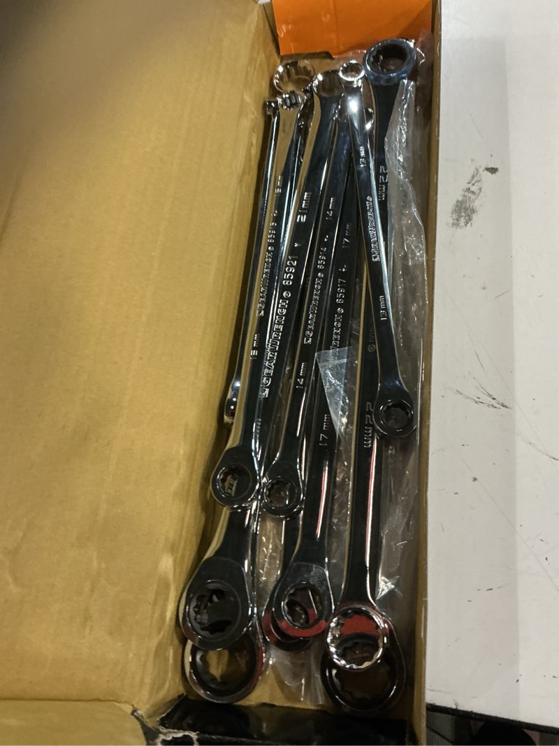 Condition photo showing Good Condition for gearwrench 10 pc. gearbox™ 12 pt. xl double box ratcheting wrench set, metric - 85989 one size 10  piece metric wrench set