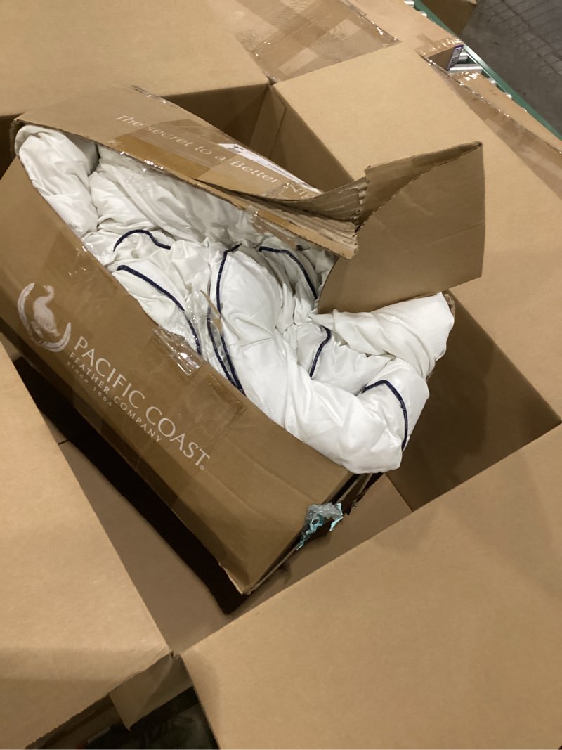Condition photo showing New/Like New for Pacific Coast Goose Feather Down Fiber Comforters Queen Size, Extra Fluffy White Duvet Insert, Ultra-Soft, Breathable, All Season Hotel Luxury Bedding Comforters, 8 Corner & Center Loops (90"x90")