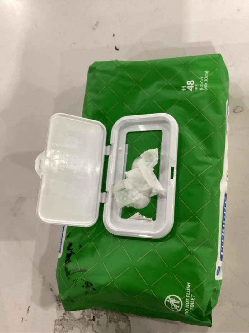 Condition photo showing Good Condition for medline fitright select premium personal cleansing wipes  8 x 12  48/pack  12 pks/ctn
