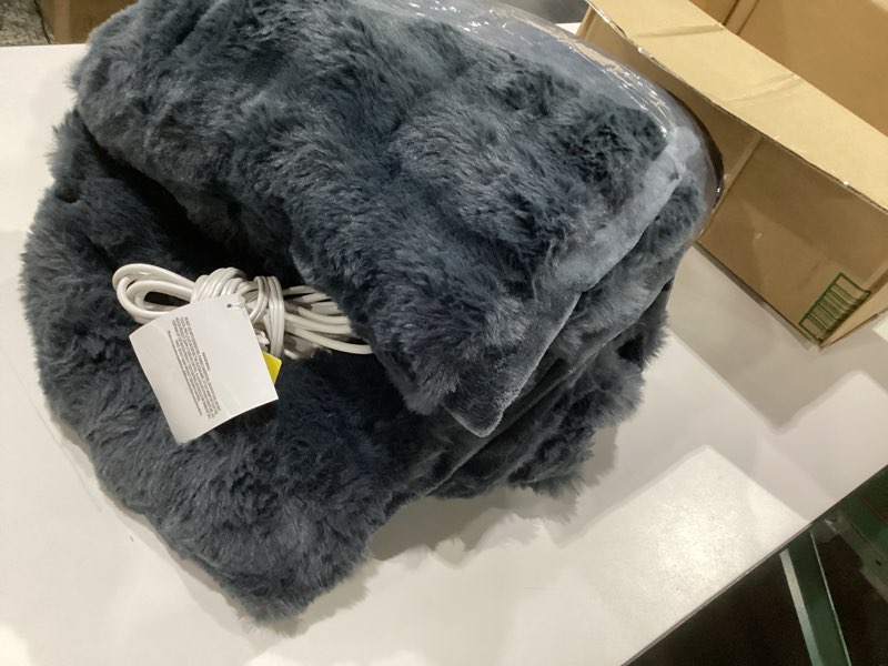 Condition photo showing Good Condition for Heated Blanket Full Size with 1/2/4/6/8 Hours Auto-Off 10 Heat Level, 62'' * 84'' Cozy Faux Rabbit Fur Bubble Electric Blanket with Overheat Protection(Dark Grey) Dark Grey 62''*84''