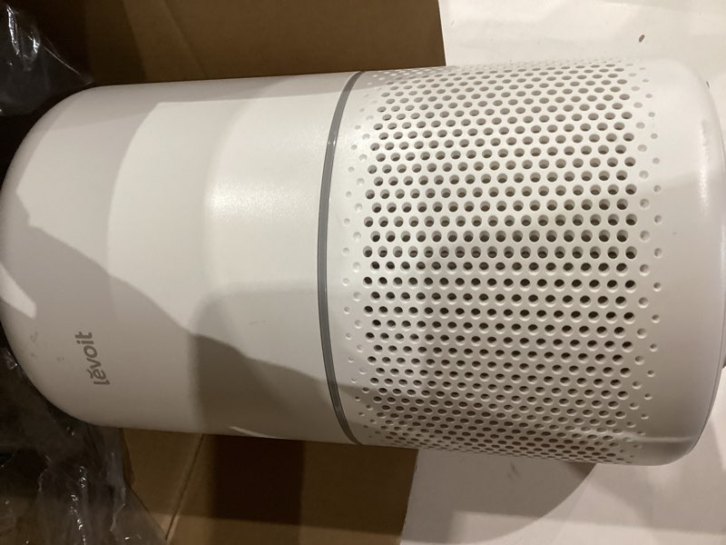 Condition photo showing Good Condition for levoit air purifiers for home large room up to 1733 ft² with hepa sleep mode, aham verifide, auto mode, air quality monitor, smart wifi, 3-in-1 filter for pet allergy, smoke, dust, core 400s-p, white core 400s-p white