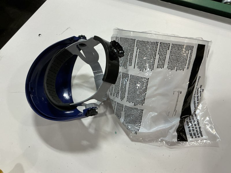 Condition photo showing Good Condition for 3m h8a ratchet headgear and visor combination clear faceshield, complete headgear and face shield safety system 1 count (pack of 1) polycarbonate faceshield