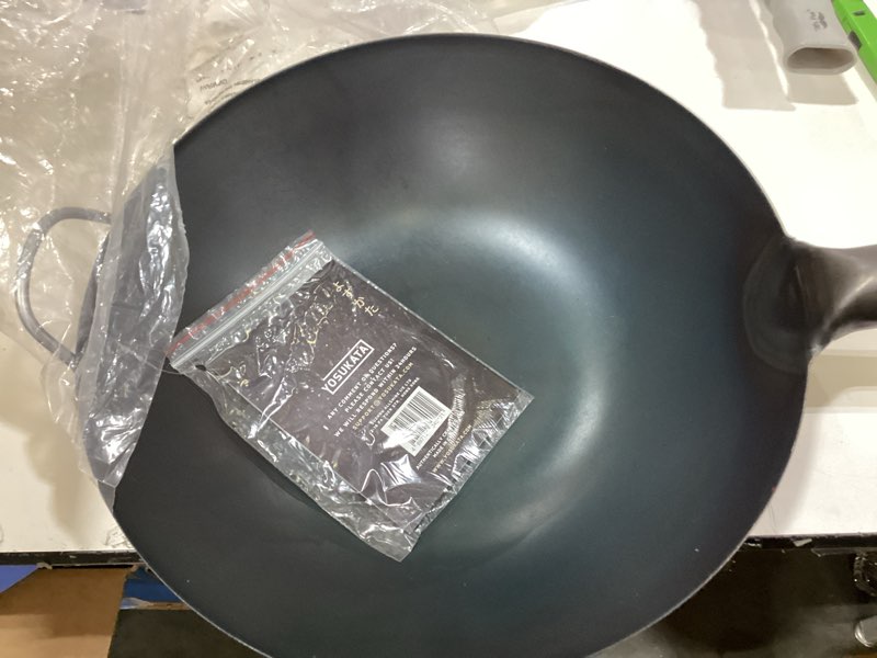 Condition photo showing New/Like New for YOSUKATA 14" Carbon Steel Wok with Round Bottom – Pre-Seasoned Pow Wok for Stir Fry – Traditional Chinese Japanese Black Steel Pan – Outdoor Cookware for Gas Stovetops, Open Fire, BBQ, Camping