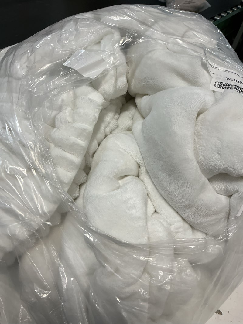 Condition photo showing Good Condition for king quataly marshmallow queen fleece comforter set white faux fur fluffy comforter set luxury bedding set soft plush fuzzy warm bed set all season 3 pieces (1 shaggy comforter, 2 pillowcases) 01white queen