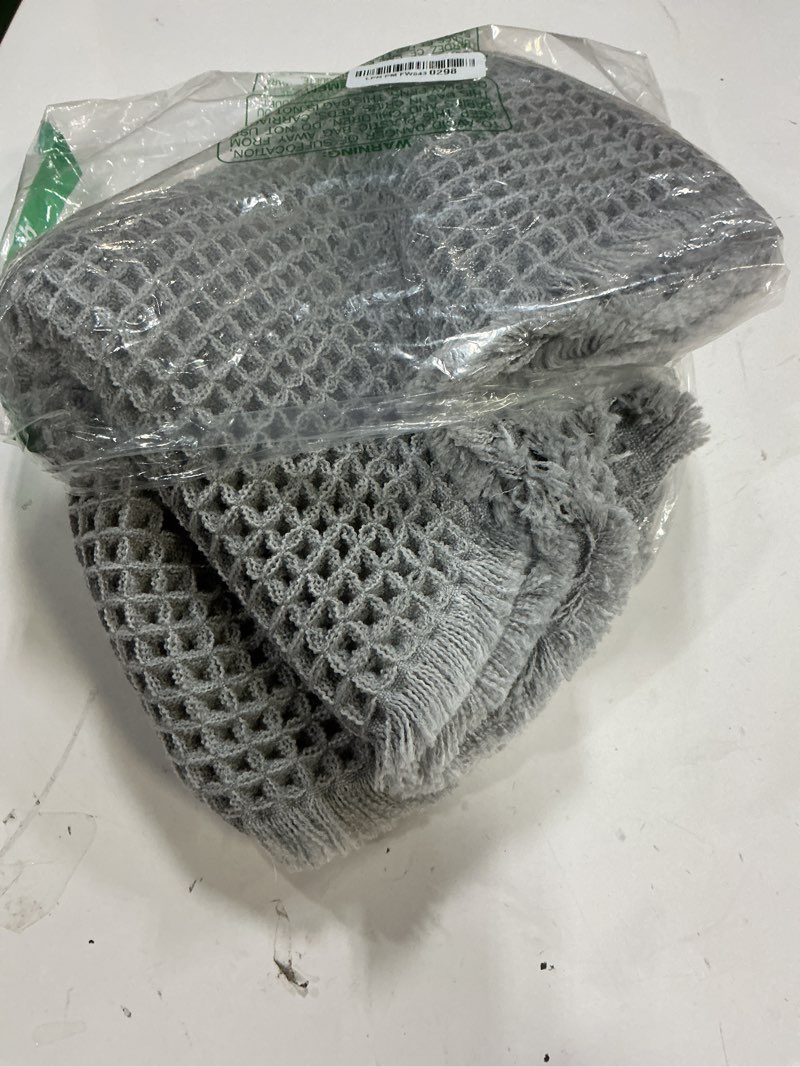 Condition photo showing Good Condition for waffle bath mat - boho bathroom rugs non slip washable, super absorbent & quick dry, soft bath mat farmhouse bathroom decor, 20'' x 48'', light grey light grey 20'' x 48''