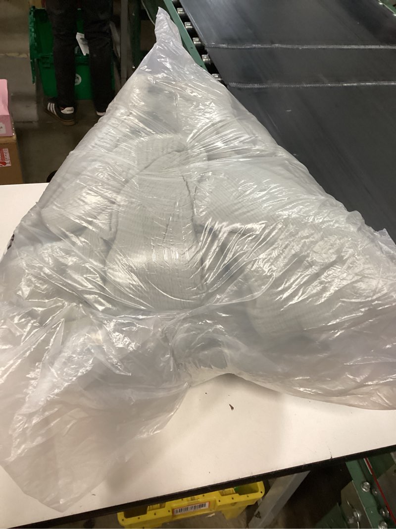 Condition photo showing New/Like New for organic cotton gauze dream quilt, full/queen, mist quilt only