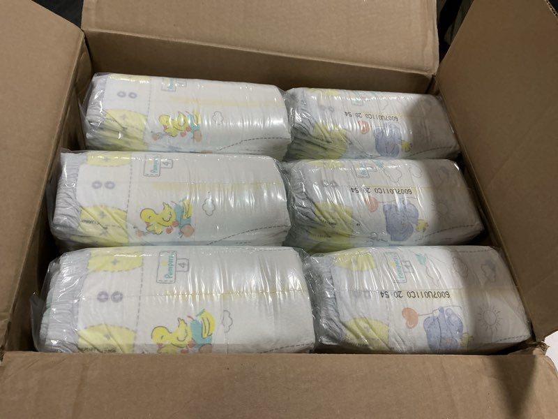 Condition photo showing New/Like New for Pampers Swaddlers Diapers, Size 4 (15-34 lbs), 150 Count, Absorbent, Keeps Baby Dry and Comfortable, Skin Safe Disposable Baby Diaper (Packaging May Vary) Size 4 150