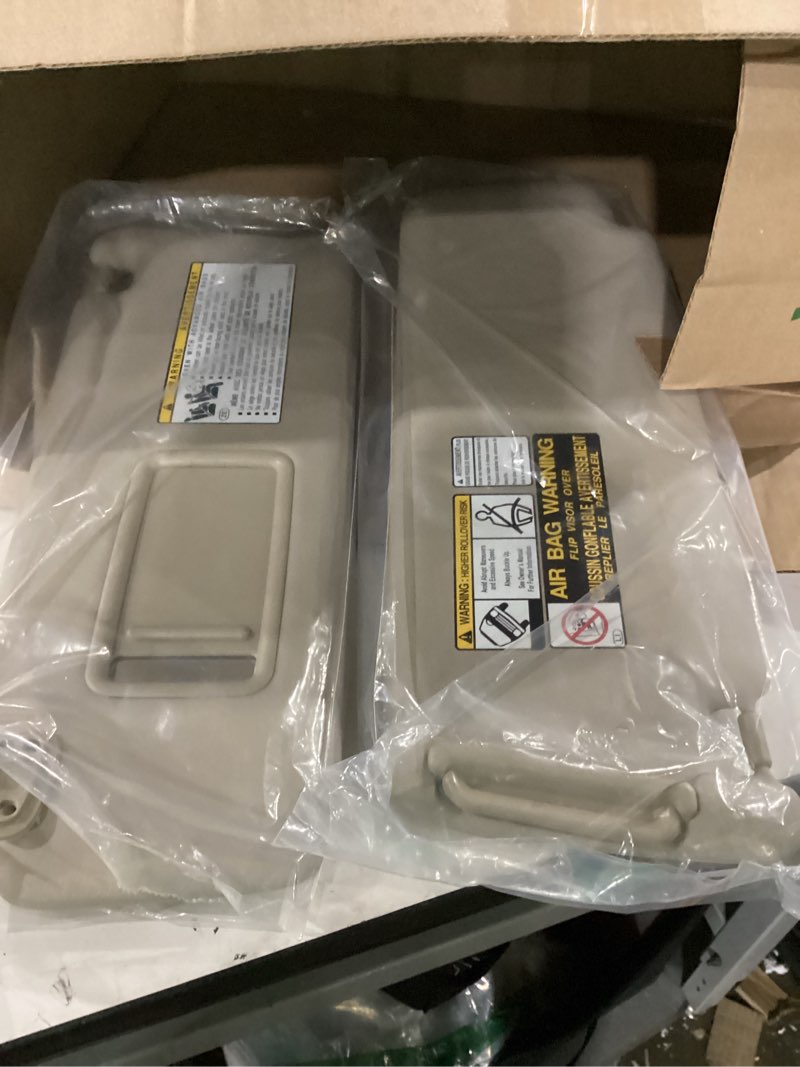 Condition photo showing New/Like New for 2pcs driver & passenger sun visor without light fit for toyota highlander 2004 2005 2006 2007, replace for 74320-48260-a0 beige beige left + right