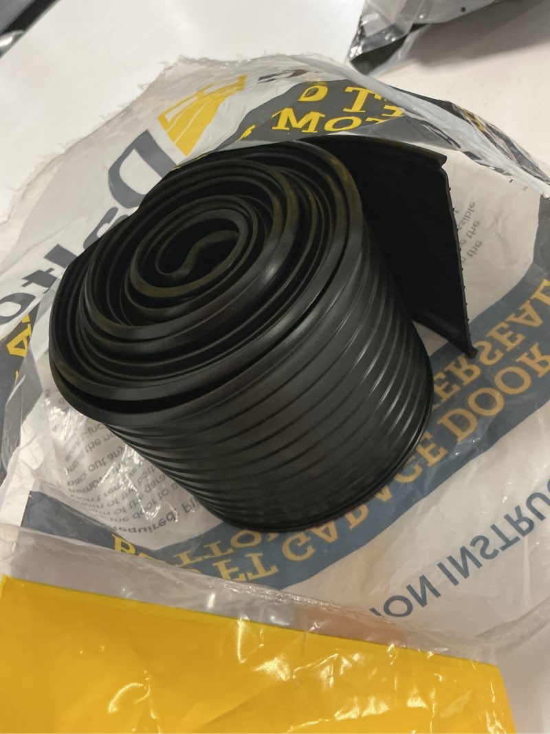 Condition photo showing Good Condition for wayne dalton 9-ft x 3-in x 0.6 mils black vinyl garage weatherstrip