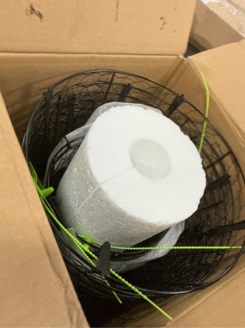 Condition photo showing New/Like New for vivosun garden cloches for plants, rustproof chicken wire cloches with flip-top design & integrated folding stakes, plants protectors, keep small animals out, 6-pack
