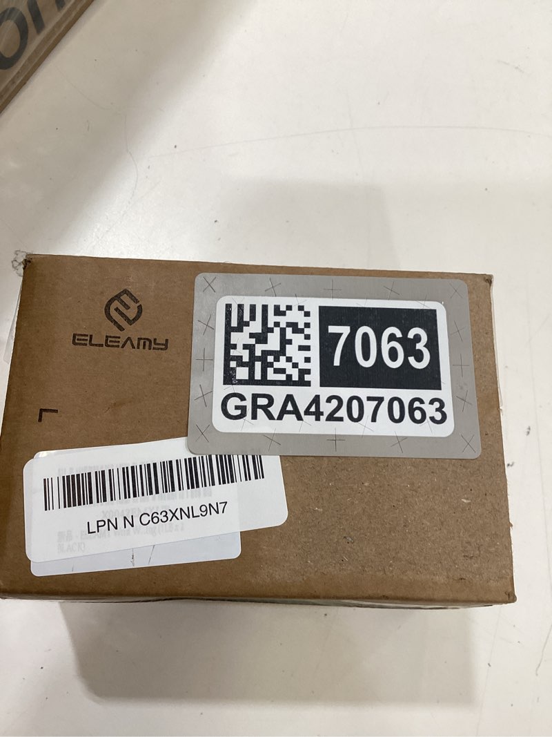 https://lotting-media.assets.bidfta.com/lotting_c323e84d-87bd-4f75-bf5d-02e29aaf6902