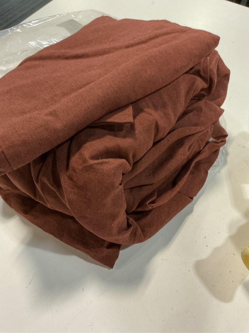 Condition photo showing Good Condition for european linen fitted sheet set, twin, bordeaux