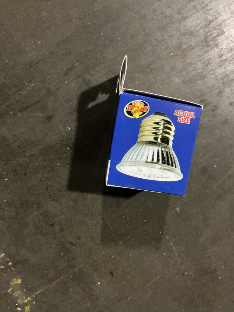 Condition photo showing New/Like New for Zoo Med Betta LED Daylight Lamp