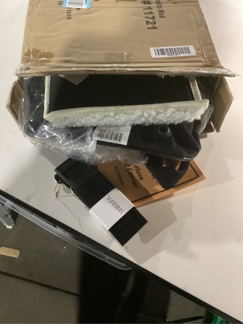 Condition photo showing Good Condition for Sherpa Delta Airlines Travel Pet Carrier, Airline Approved & Guaranteed On Board - Black, Medium Delta Airlines Pet Carrier 18.0"L x 11.0"W x 10.5"H