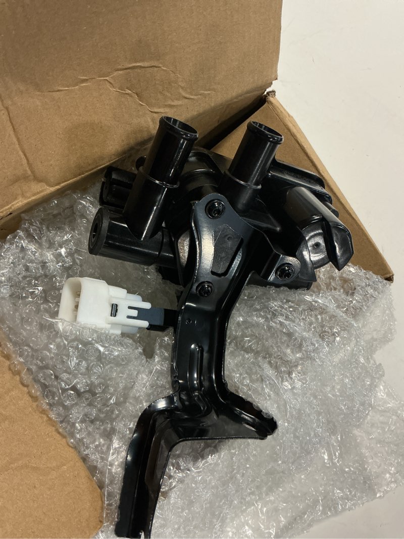 Condition photo showing Good Condition for novaparts coolant flow control valve heater control water valve for toyota prius 2004 2005 2006 2007 2008 2009 2004-2009 4 cyl 1.5l 16670-21010 1667021010 601-021 ehv116