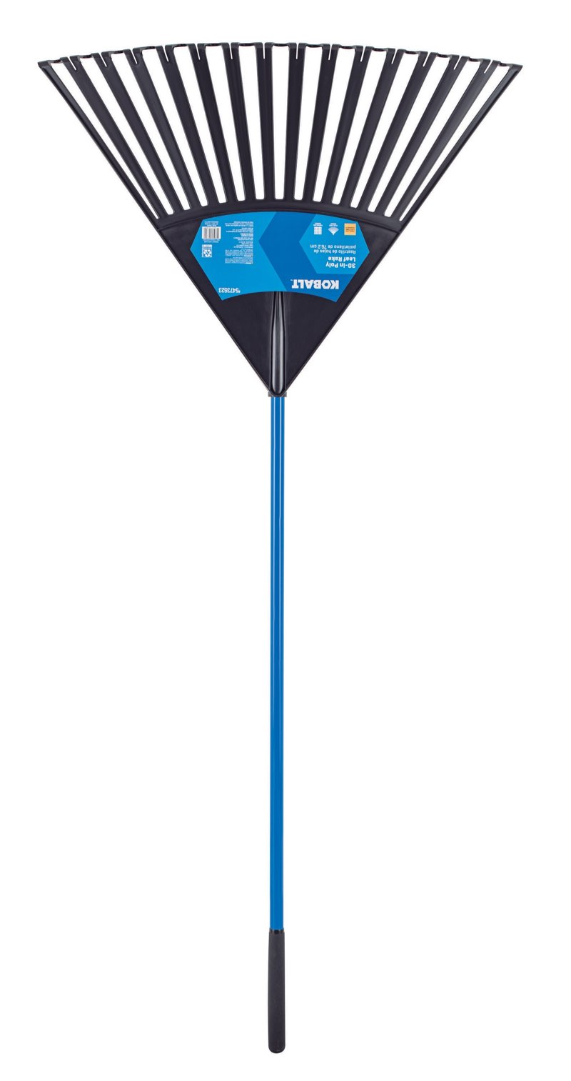 kobalt 30-in plastic lawn and leaf rake with fiberglass handle |
