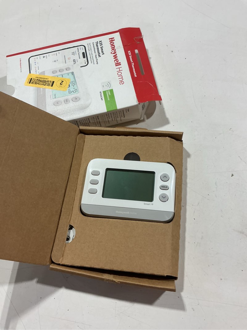 Condition photo showing Good Condition for honeywell home x2s smart built in wifi heating and cooling push button smart-enabled programmable th