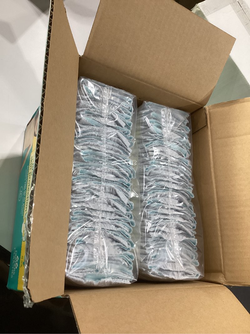 Condition photo showing New/Like New for Pampers Swaddlers Diapers, Size 4 (15-34 lbs), 66 Count, Absorbent, Keeps Baby Dry and Comfortable, Skin Safe Disposable Baby Diaper (Packaging May Vary) Size 4 66