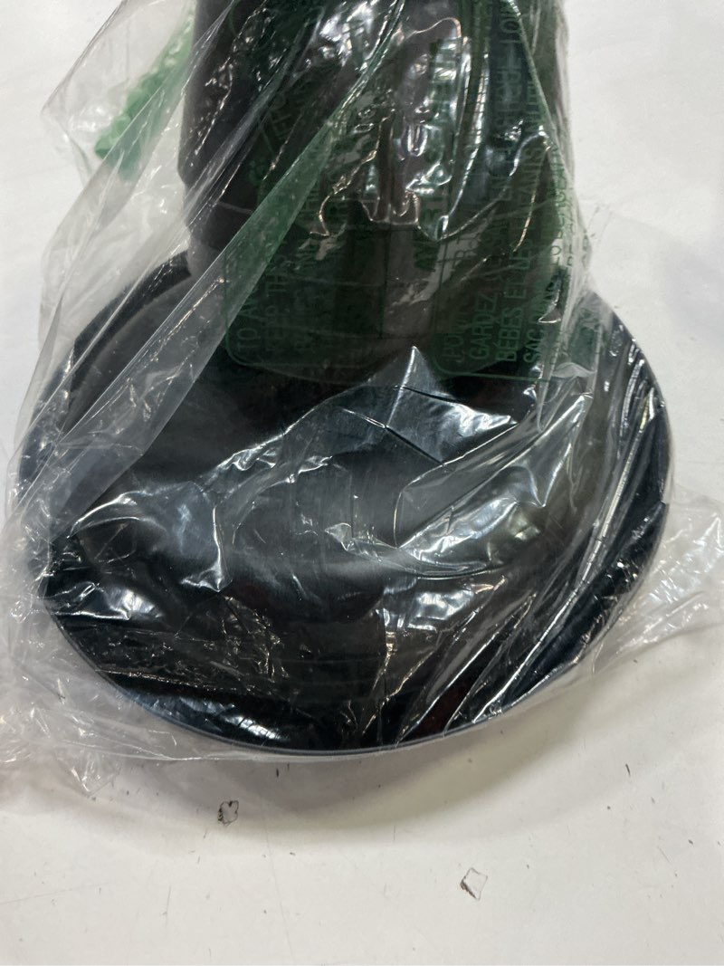 Condition photo showing Good Condition for Gibson Home Fairhope 12 Piece Melamine Dinnerware Set - Matte Black