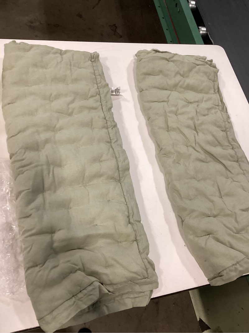 Condition photo showing New/Like New for european linen dream quilted pillowcase set, standard, willowleaf