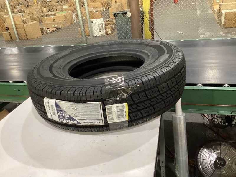Condition photo showing New/Like New for roundrule xtra st235/85r16 133/128m all season h (16 ply) all steel tire 235/85r16 (133/128m)