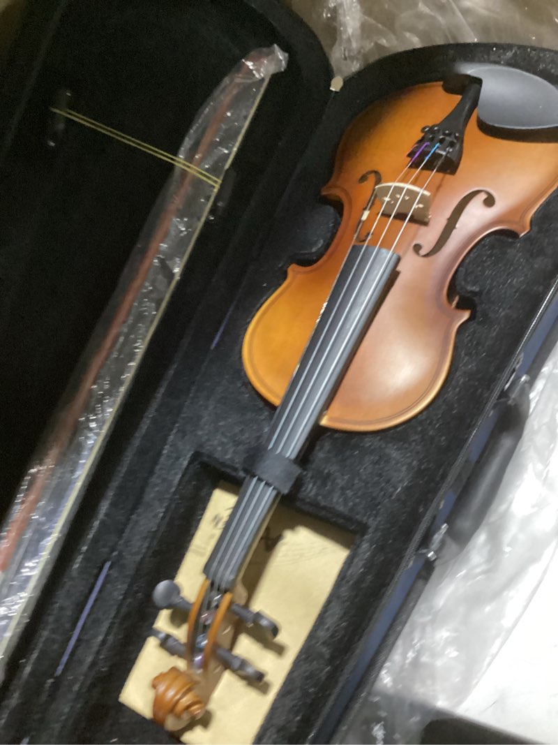 Condition photo showing Good Condition for adm 1/4 size wood violin set for kids teens students adults beginner acoustic violin matte fiddle starter kit with hard case, rosin, shoulder rest, bow, clip-on tuner and fingerboard sticker 1/4 size matte-brown