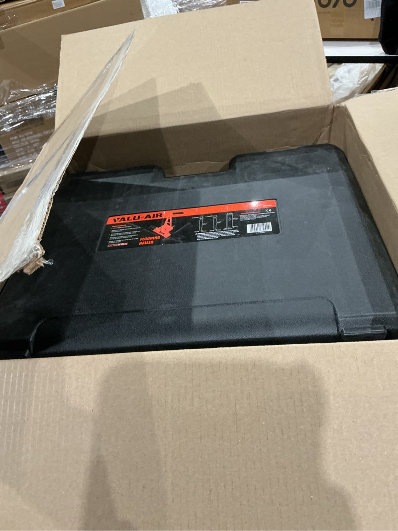 Condition photo showing Good Condition for valu-air 9800rc 3-in-1 flooring cleat nailer and stapler for 16-gauge t & l cleats and 15.5-gauge flooring staples from 1-1/2” to 2”