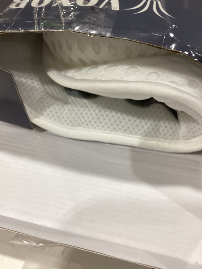 Condition photo showing Good Condition for Bath Pillows for Tub, Comfortable Bathtub Cushion for Head and Neck with Soft 3D Mesh Fabric and 54 Non-Slip Suction Cups, Relaxing Tub and Shower Accessories Spa Gift White Standard