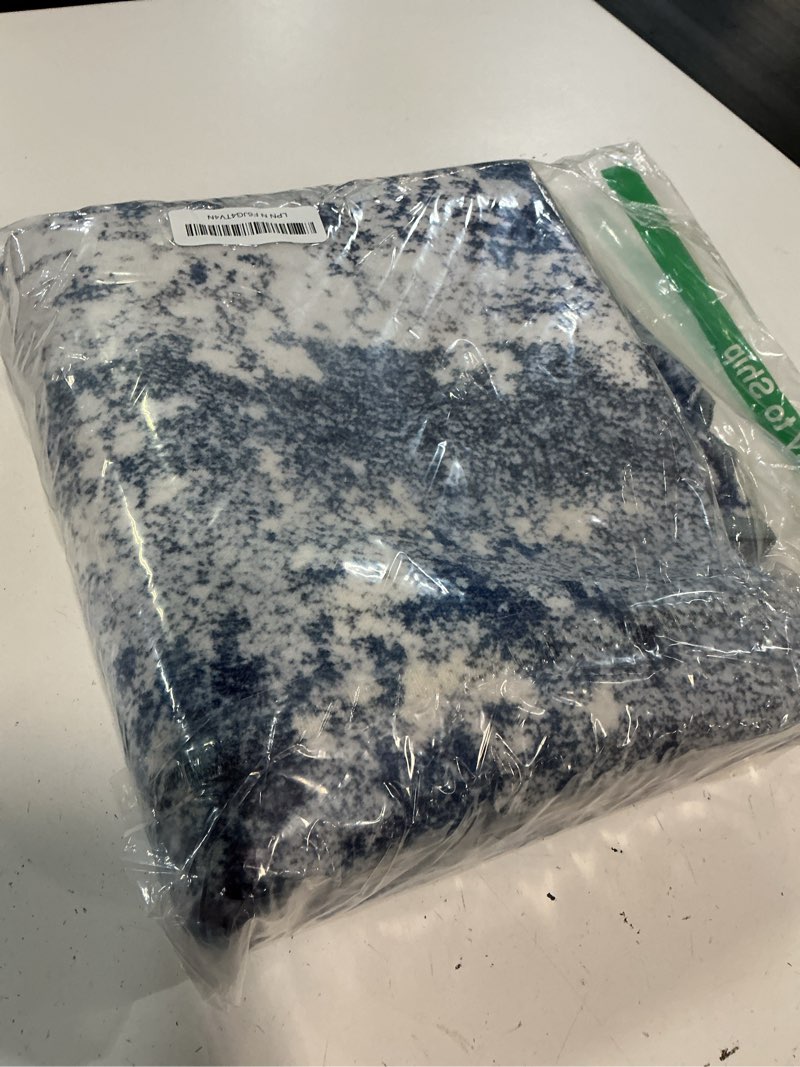 Condition photo showing New/Like New for blue round area rugs 4ft washable circle rug for entryway kitchen, non slip soft low pile stain resistant, boho circular carpet for living room bedroom dorm dining room table, abstract navy blue 4' (round)