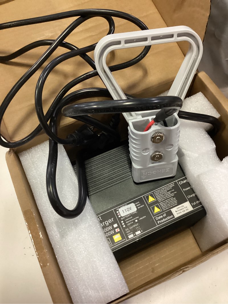 Condition photo showing As Is for 24v 15a floor scrubber battery with 175a rating sb175 adapter