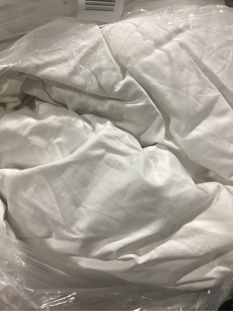 Condition photo showing As Is for premium down alternative duvet insert