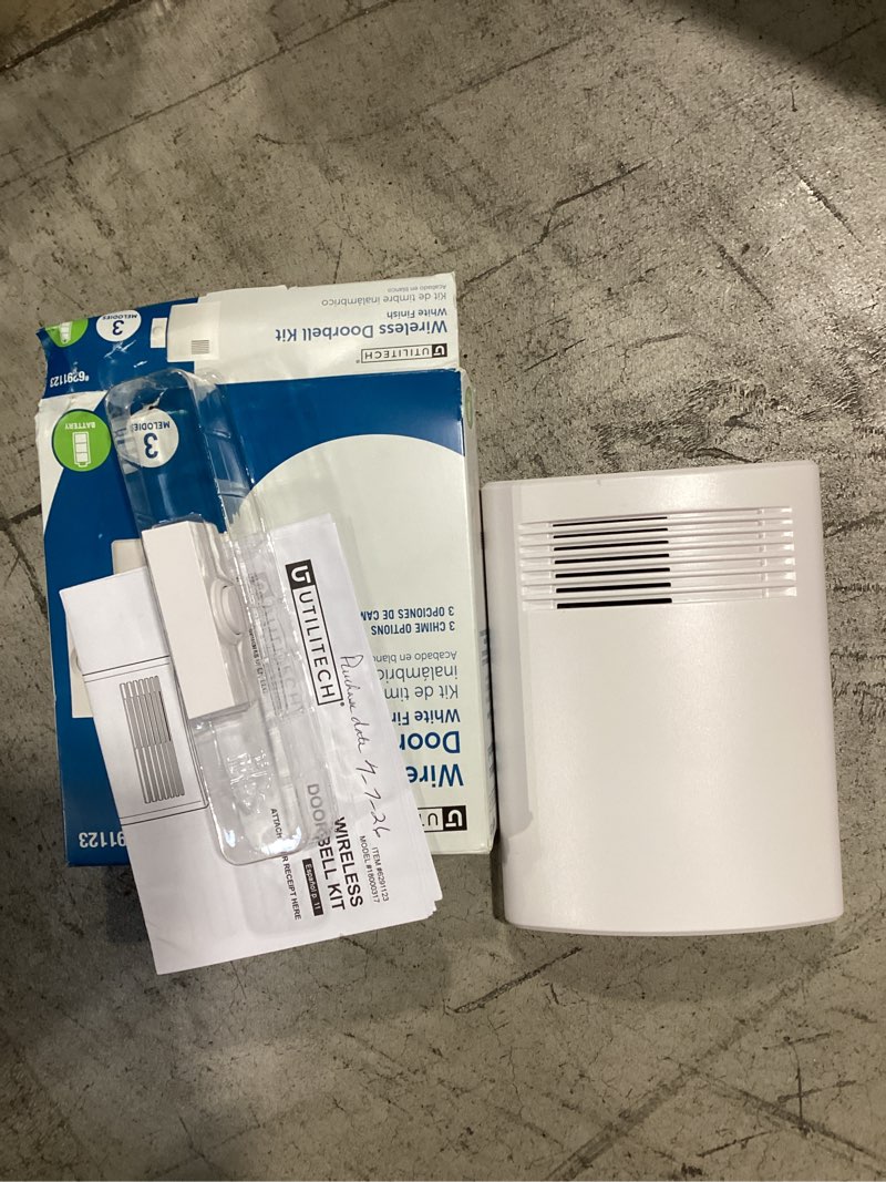 Condition photo showing Good Condition for utilitech white wireless doorbell kit