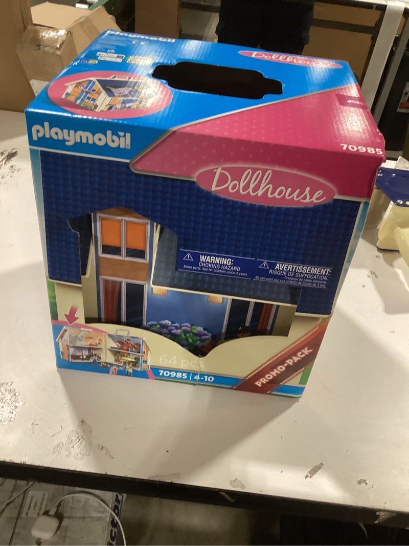 Condition photo showing Good Condition for playmobil take along dollhouse classic