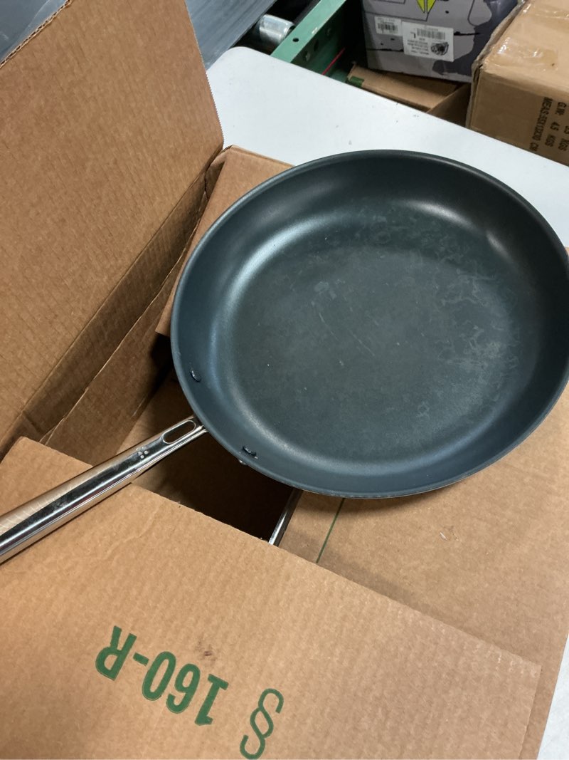 Condition photo showing As Is for similar misen carbon nonstick™ frying pan – carbon steel pan, naturally nonstick no-coating surface, ultra-durable & oven-safe, induction & gas compatible - 8 inch