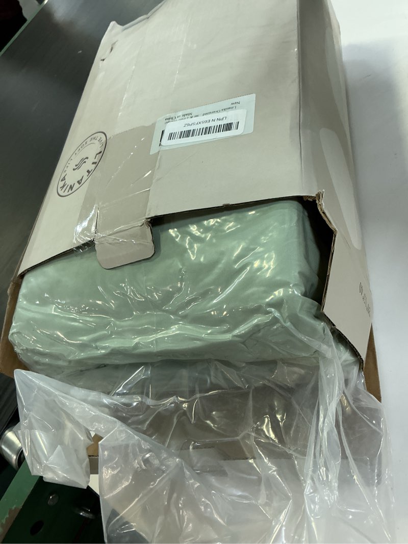 Condition photo showing Good Condition for litanika oversized king comforter set 120x98, 3 pieces sage green lightweight solid bedding set, all season fluffy bed set quilt blanket (1 comforter & 2 pillowcases) sage green oversized king