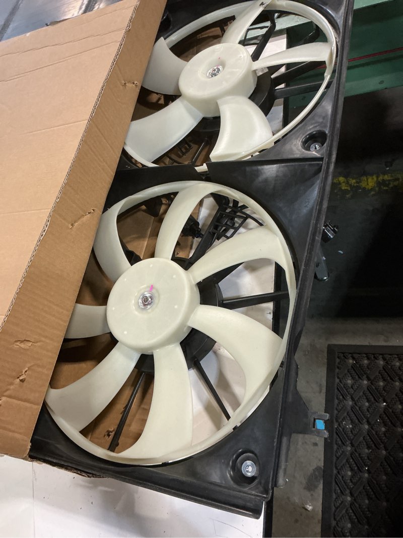 https://lotting-media.assets.bidfta.com/lotting_c36e7ca7-0ac7-4269-acfc-5aeae66834d6